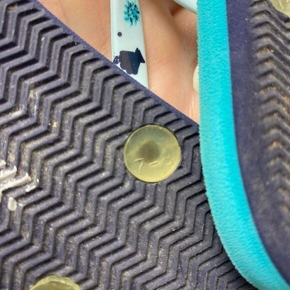 Vera Bradley flip flops seashell turtle 7/8 - Picture 5 of 5